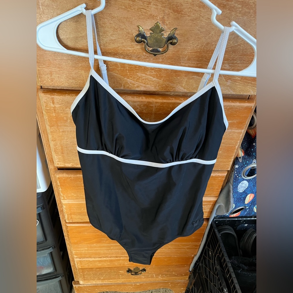 Disney parks bathing suit girls large